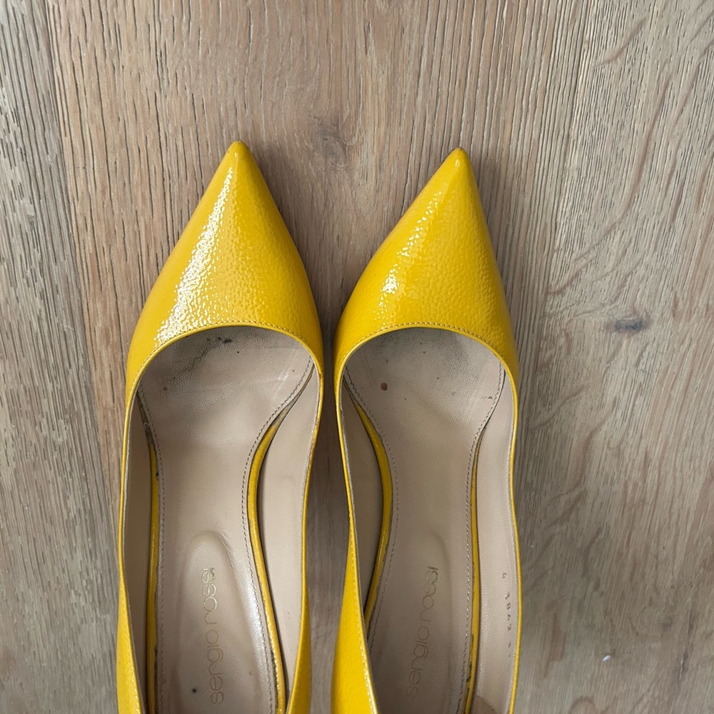 Sergio Rossi yellow patent leather pointed toe heels with 4 inch heels